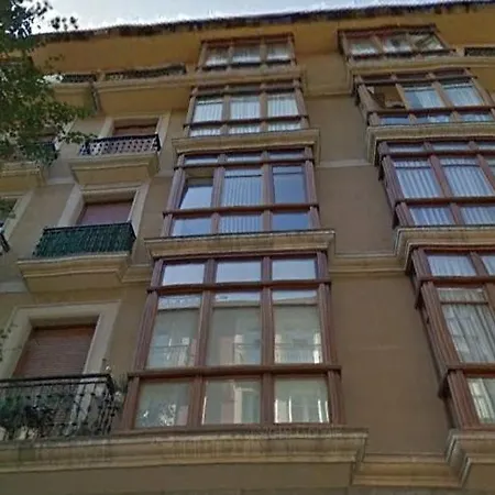 Habitacion Con Bano Privado En El Centro De Bilbao Exterior photo
