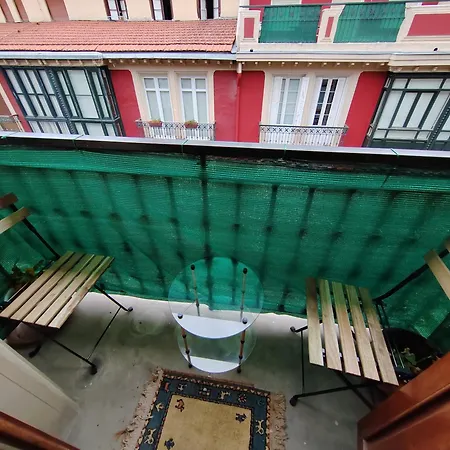 Habitacion Con Bano Privado En El Centro De Bilbao Exterior photo